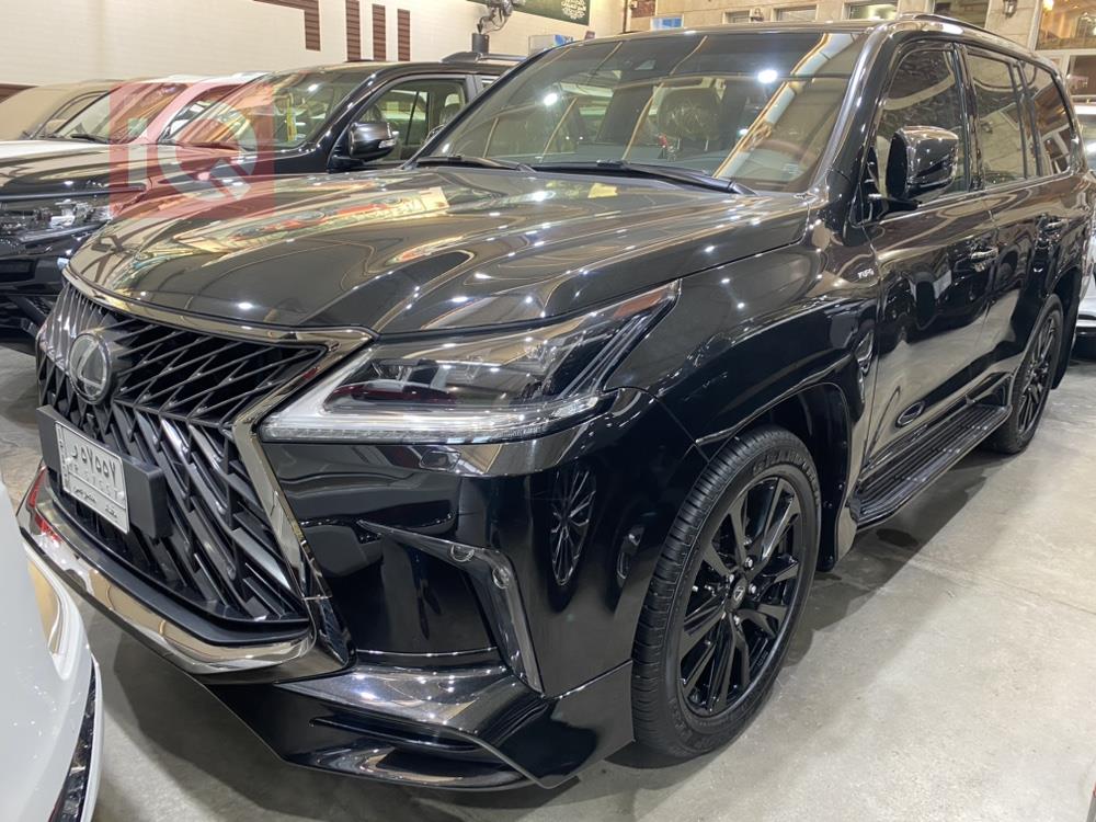 Lexus LX